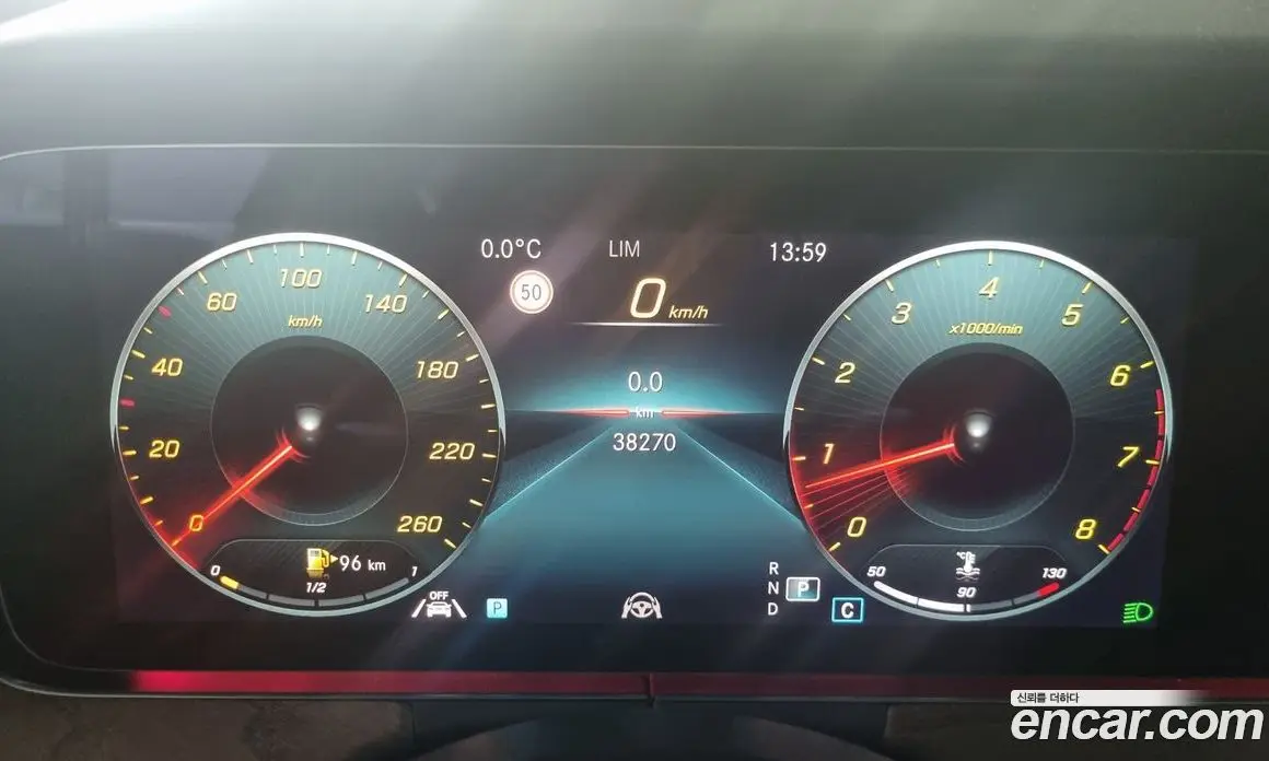 Mercedes-Benz E-Class 2022 2.0 автомат (гидро), фото 8