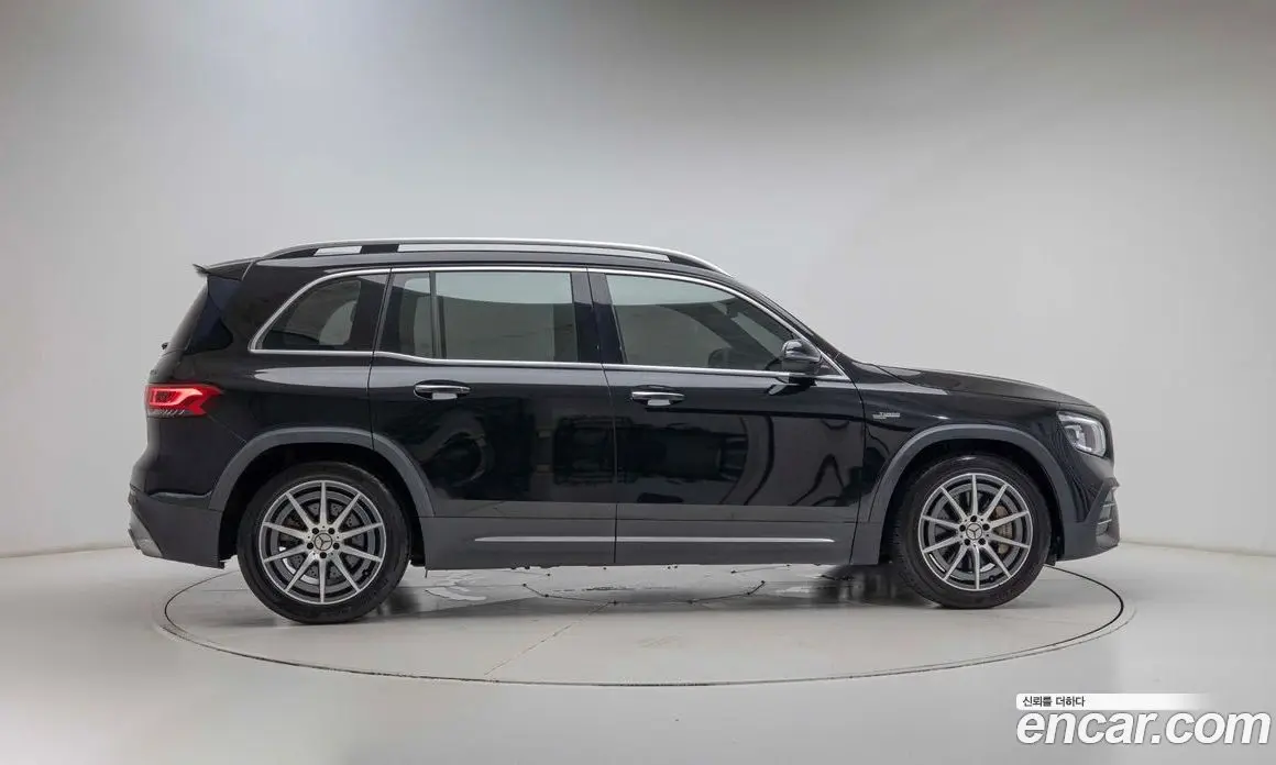 Mercedes-Benz GLB-Class 2022 2.0 автомат (гидро), фото 9