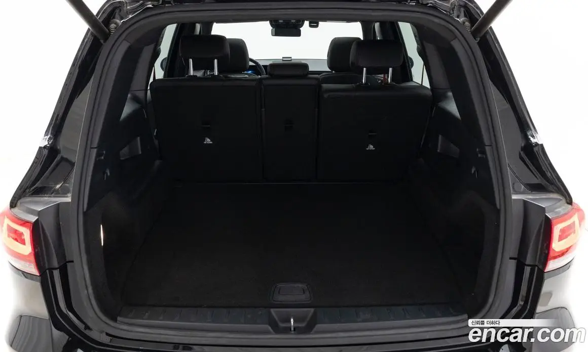 Mercedes-Benz GLB-Class 2022 2.0 автомат (гидро), фото 10