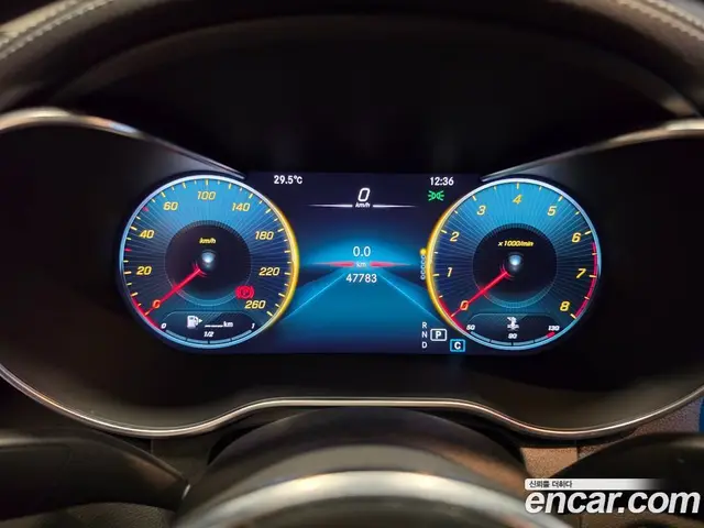 Mercedes-Benz GLC-Class 2023 2.0 автомат (гидро), миниатюра 8