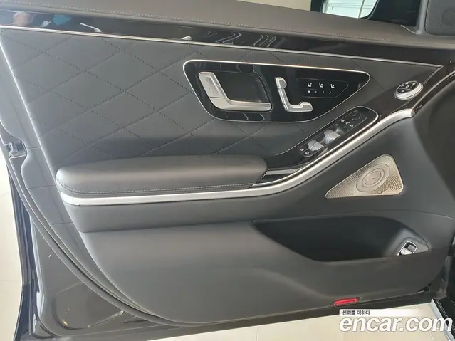 Mercedes-Benz S-Class 2021 4.0 автомат (гидро), миниатюра 5