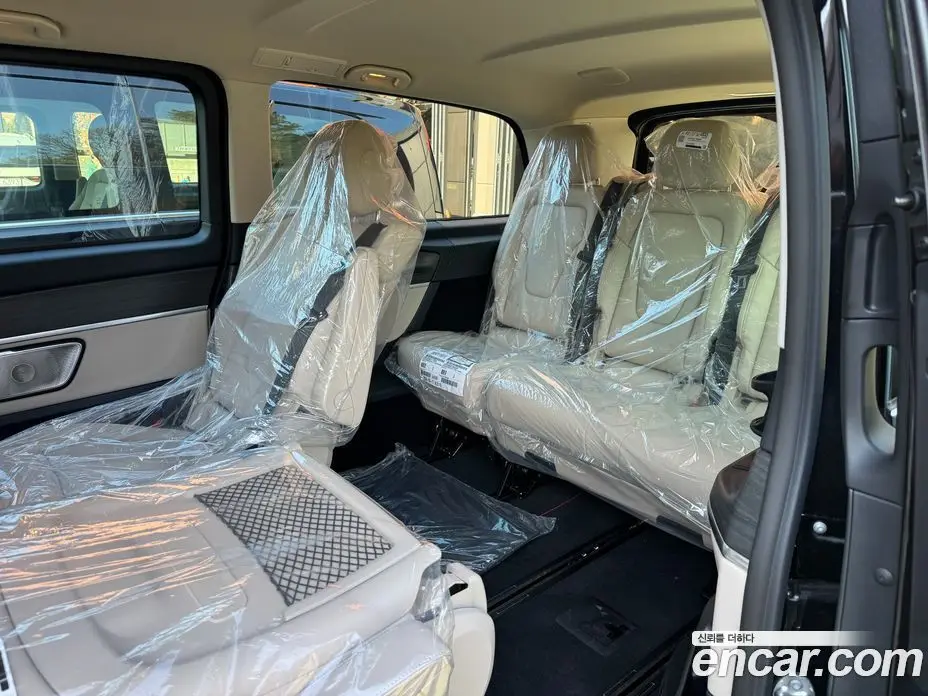 Mercedes-Benz V-Class 2025 2.0 автомат (гидро), фото 14 Mercedes-Benz V-Class 2025 2.0 автомат (гидро), фото 14