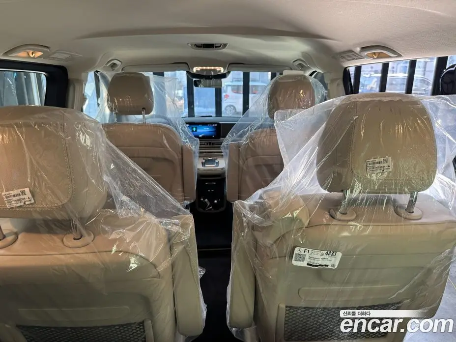 Mercedes-Benz V-Class 2025 2.0 автомат (гидро), фото 15 Mercedes-Benz V-Class 2025 2.0 автомат (гидро), фото 15