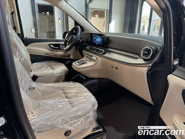 Mercedes-Benz V-Class 2025 2.0 автомат (гидро), миниатюра 7 Mercedes-Benz V-Class 2025 2.0 автомат (гидро), миниатюра 7