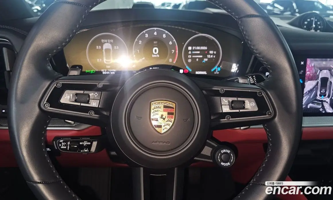Porsche Cayenne 2024 3.0 автомат (гидро), фото 9