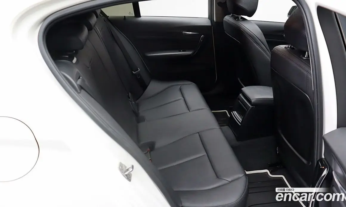 BMW 1 серия 2015 2.0 автомат (гидро), фото 16 BMW 1 серия 2015 2.0 автомат (гидро), фото 16