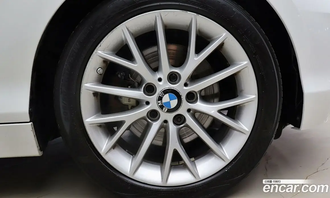 BMW 1 серия 2015 2.0 автомат (гидро), фото 8 BMW 1 серия 2015 2.0 автомат (гидро), фото 8