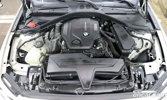 BMW 1 серия 2015 2.0 автомат (гидро), миниатюра 9 BMW 1 серия 2015 2.0 автомат (гидро), миниатюра 9