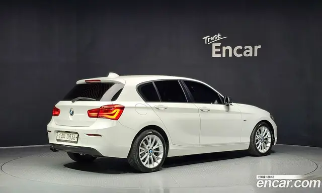 BMW 1 серия 2015 2.0 автомат (гидро), миниатюра 2