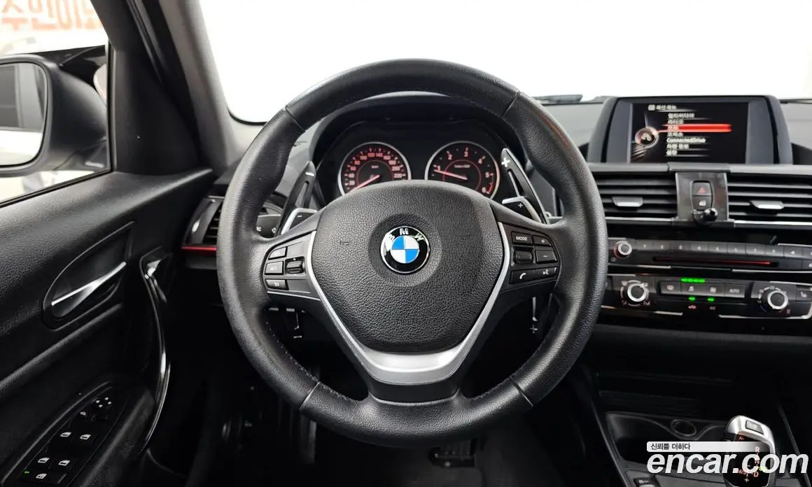 BMW 1 серия 2015 2.0 автомат (гидро), фото 13