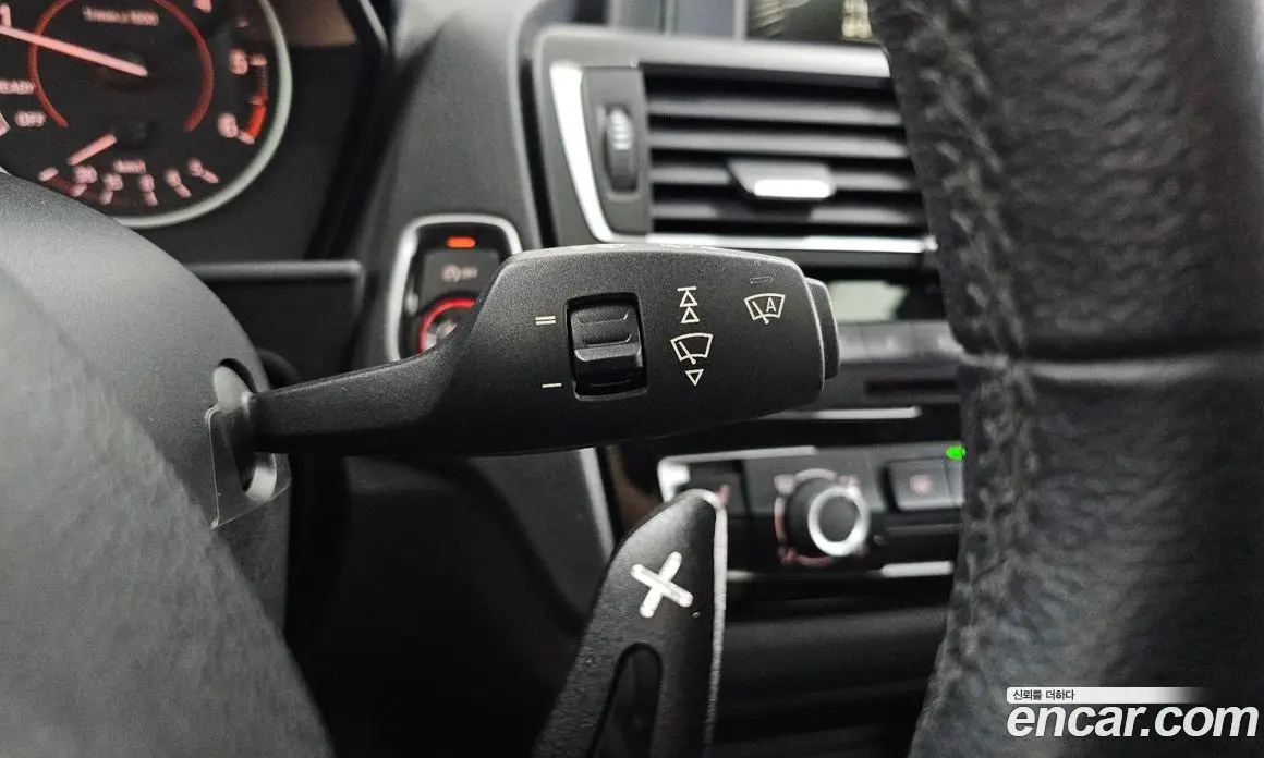 BMW 1 серия 2015 2.0 автомат (гидро), фото 18