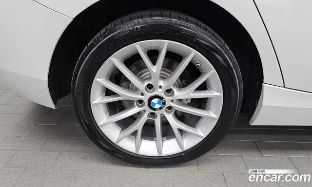 BMW 1 серия 2015 2.0 автомат (гидро), миниатюра 5