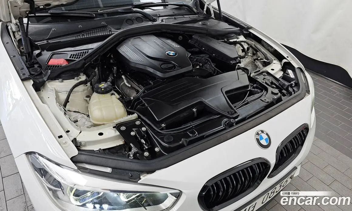 BMW 1 серия 2015 2.0 автомат (гидро), фото 6