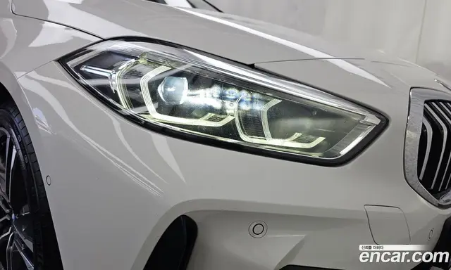 BMW 1 серия 2022 2.0 автомат (гидро), миниатюра 8