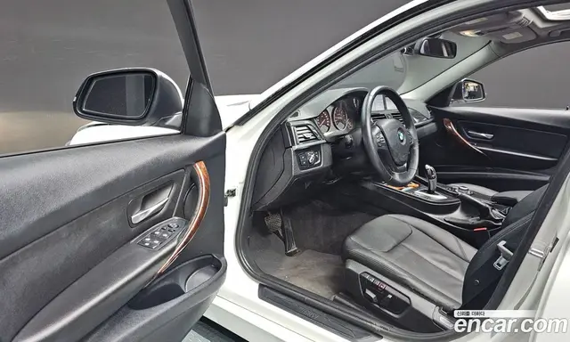 BMW 3 серия 2012 2.0 автомат (гидро), миниатюра 11