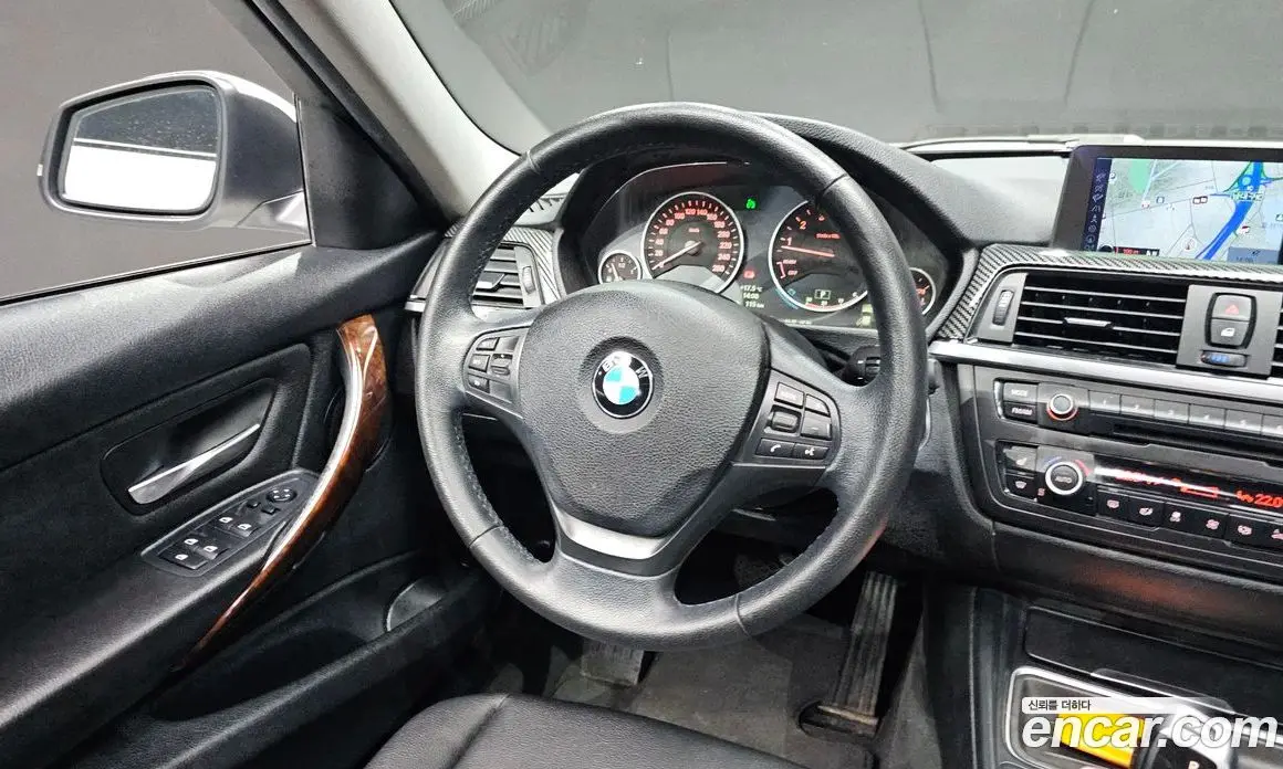 BMW 3 серия 2012 2.0 автомат (гидро), фото 13