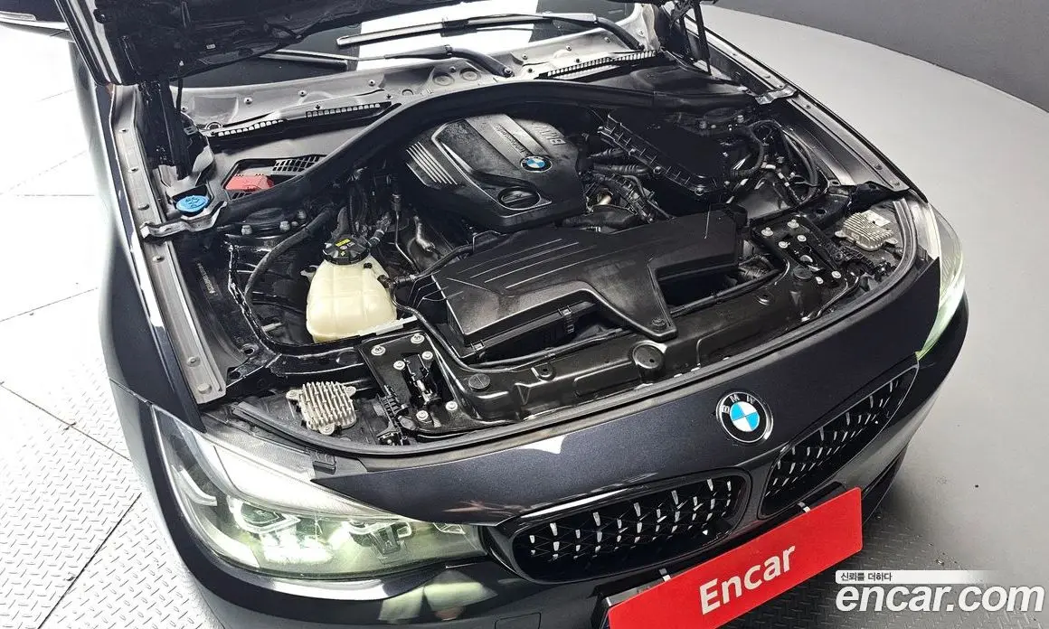 BMW 3 серия 2017 2.0 автомат (гидро), фото 6