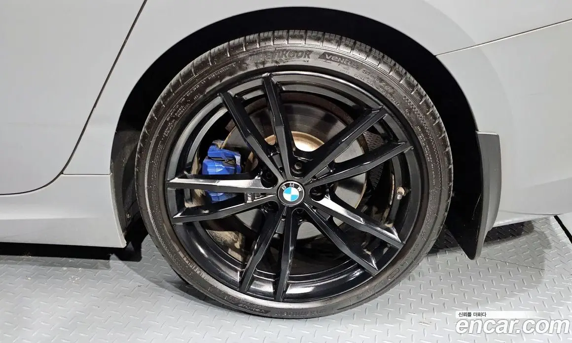 BMW 3 серия 2019 2.0 автомат (гидро), фото 7