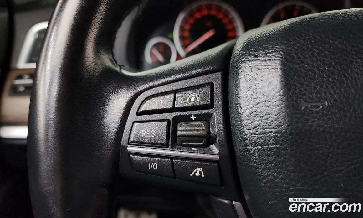 BMW 5 серия 2011 3.0 автомат (гидро), фото 18