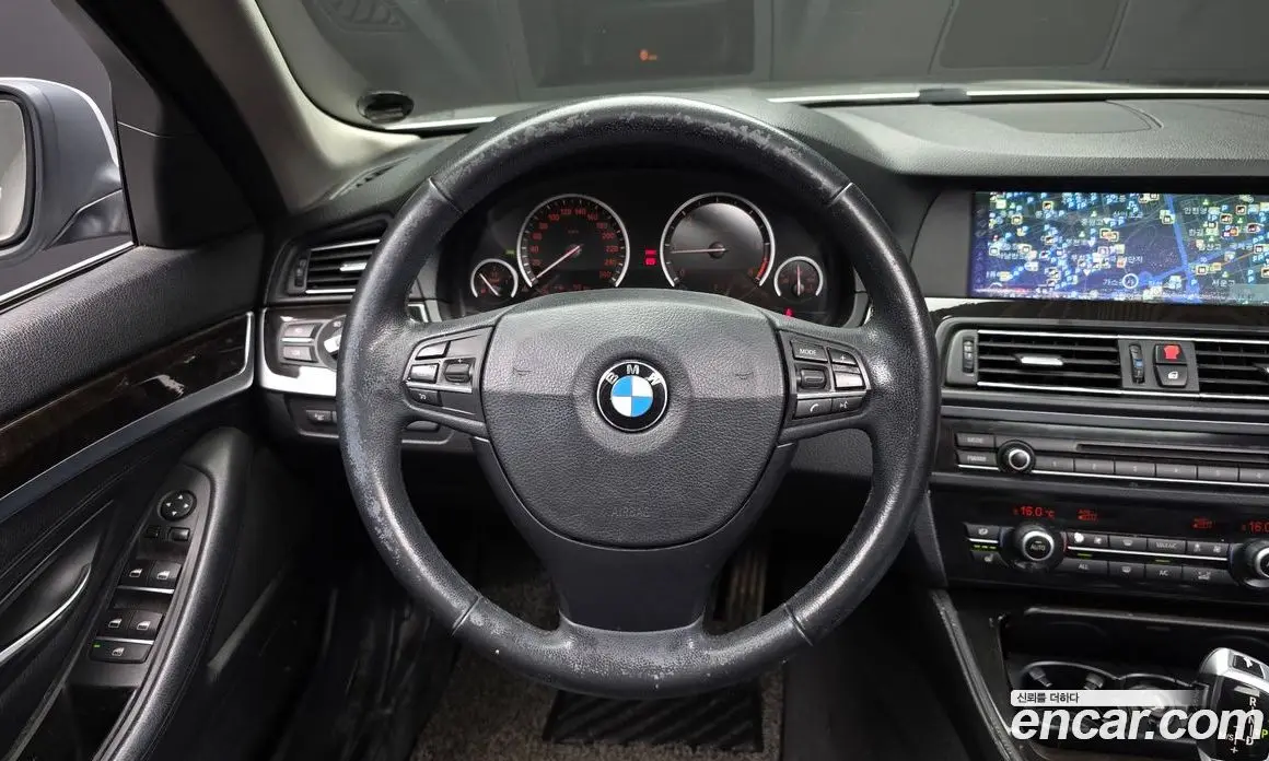 BMW 5 серия 2012 2.0 автомат (гидро), фото 13