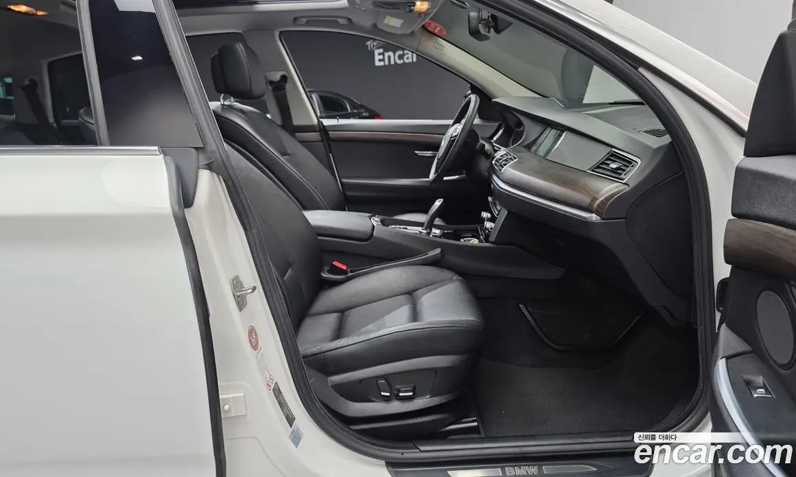 BMW 5 серия 2013 2.0 автомат (гидро), фото 11