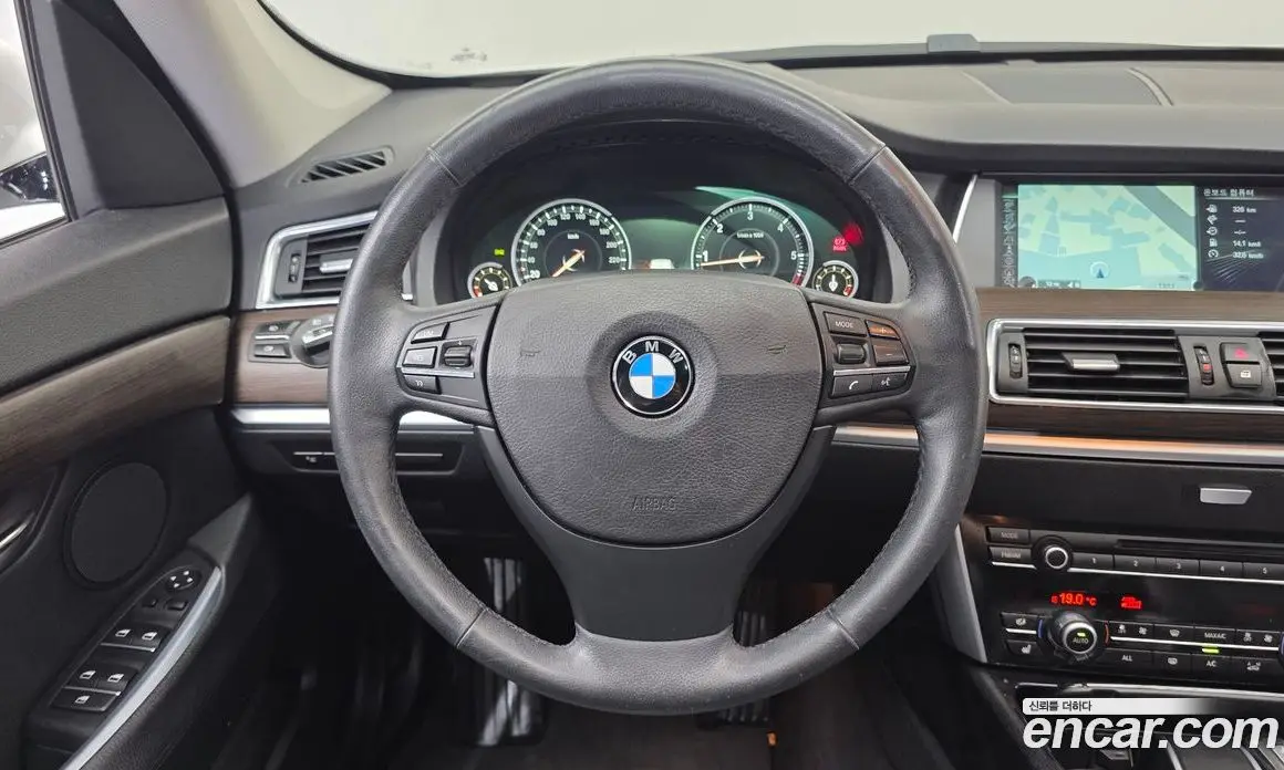 BMW 5 серия 2013 2.0 автомат (гидро), фото 13