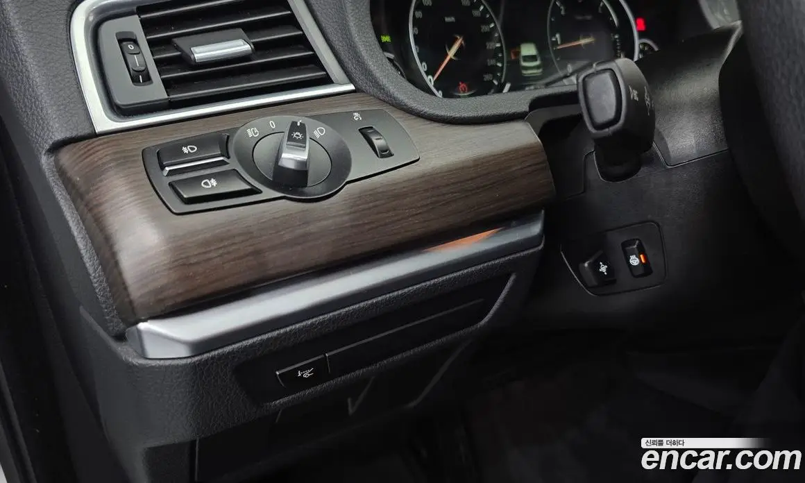 BMW 5 серия 2013 2.0 автомат (гидро), фото 17
