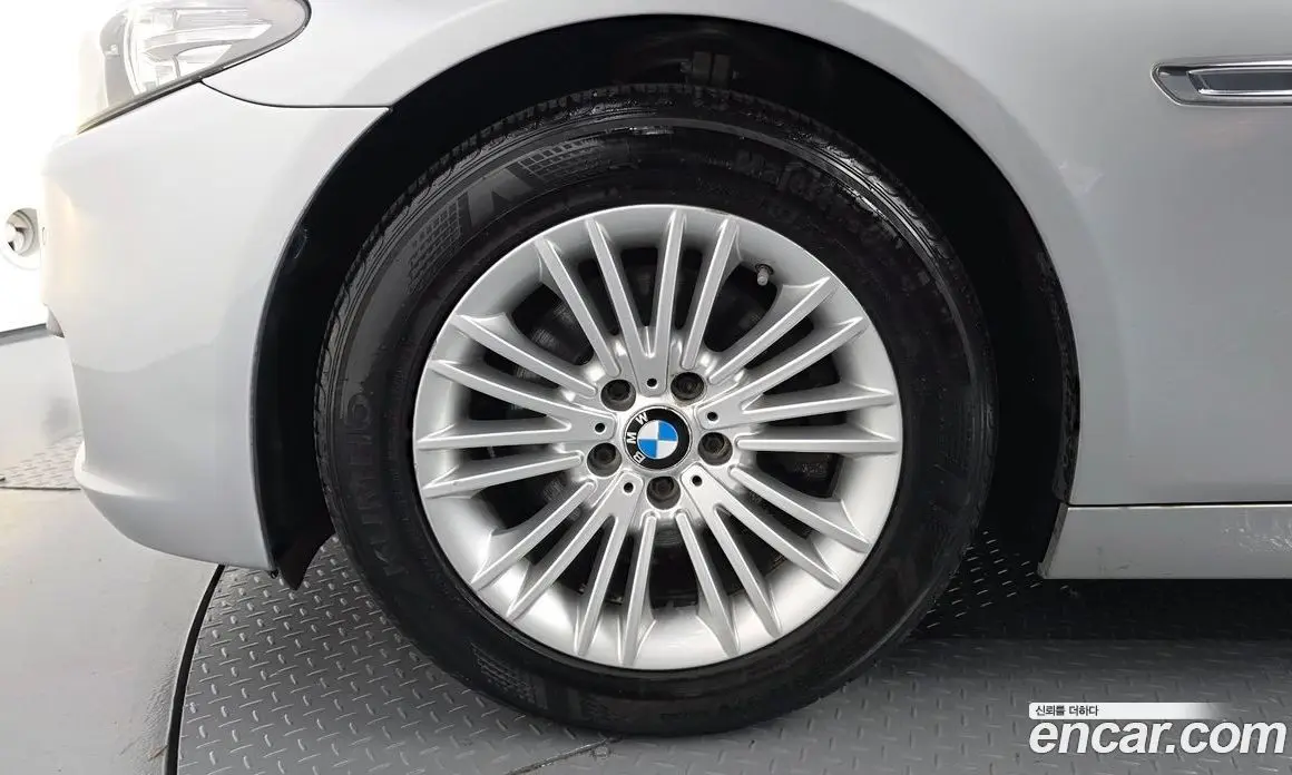 BMW 5 серия 2015 2.0 автомат (гидро), фото 5 BMW 5 серия 2015 2.0 автомат (гидро), фото 5