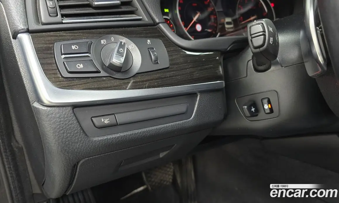 BMW 5 серия 2016 2.0 автомат (гидро), фото 16