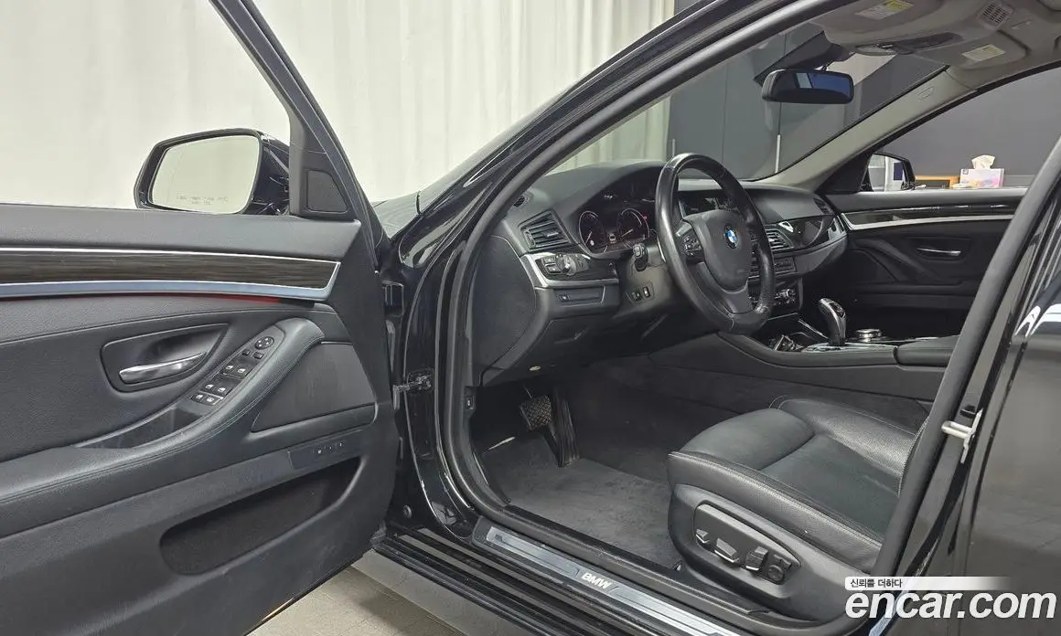 BMW 5 серия 2016 2.0 автомат (гидро), фото 10