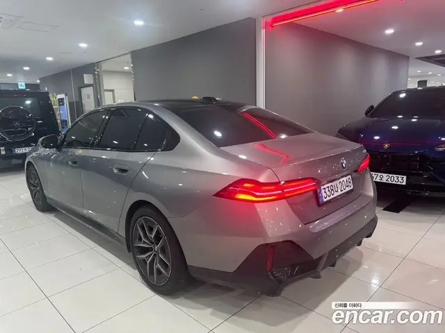 BMW 5 серия 2025 2.0 автомат (гидро), миниатюра 2