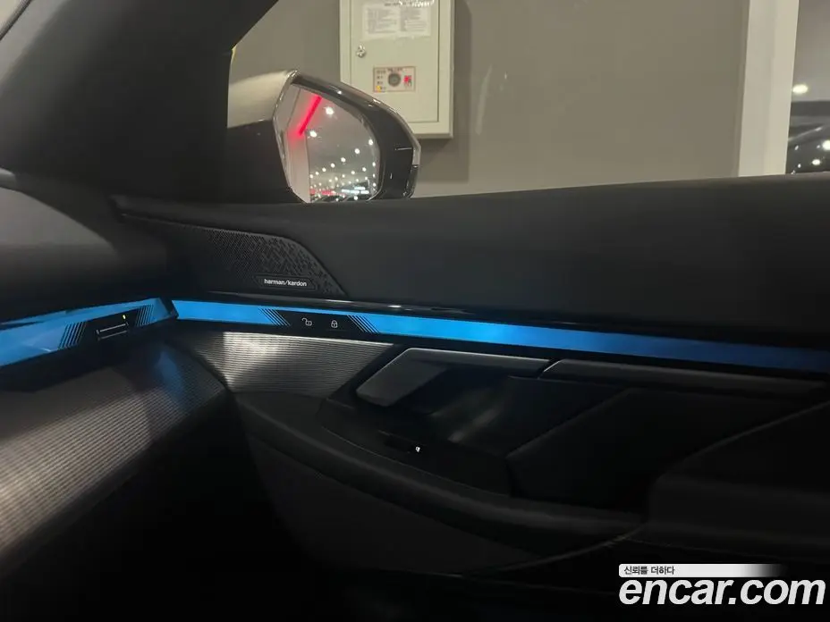 BMW 5 серия 2025 2.0 автомат (гидро), фото 14