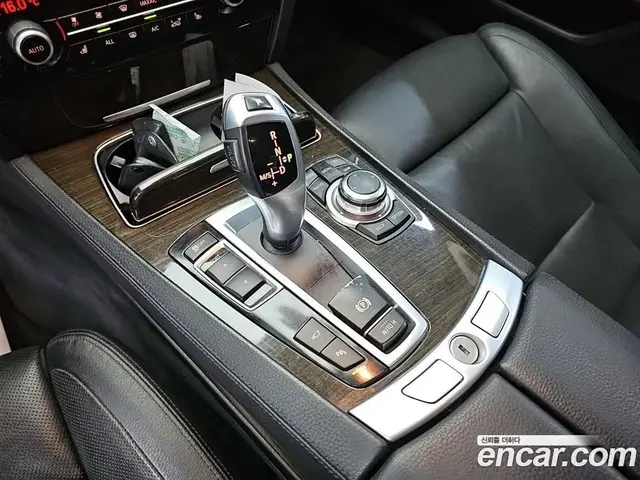BMW 7 серия 2013 3.0 автомат (гидро), миниатюра 8 BMW 7 серия 2013 3.0 автомат (гидро), миниатюра 8