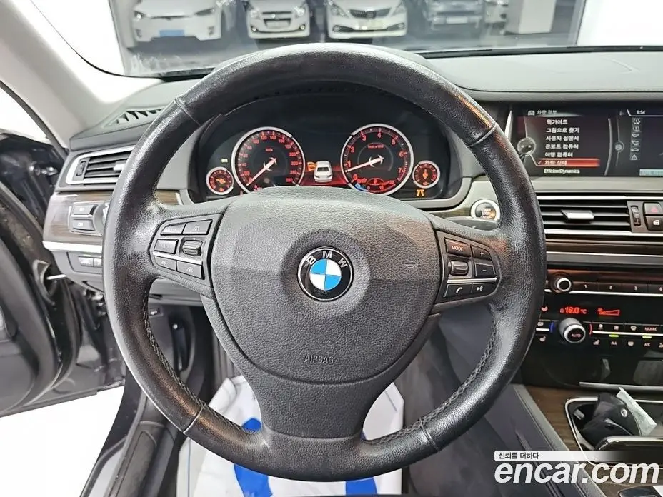 BMW 7 серия 2013 3.0 автомат (гидро), фото 9 BMW 7 серия 2013 3.0 автомат (гидро), фото 9