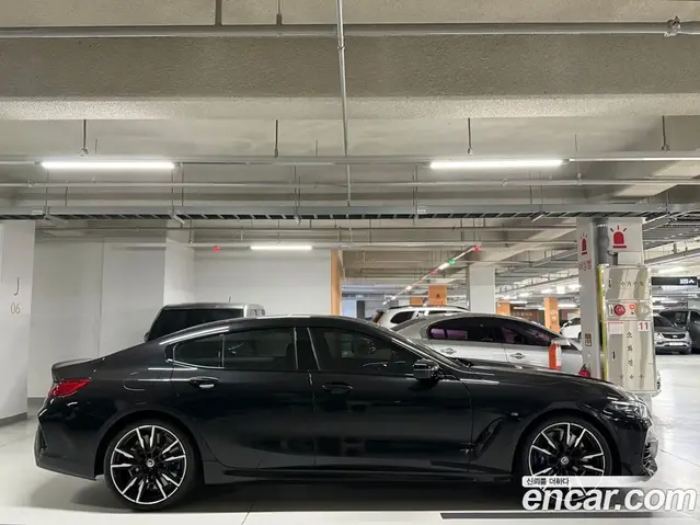 BMW 8 серия 2023 4.4 автомат (гидро), миниатюра 3