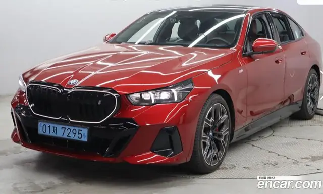 BMW i5, 2024, 6 600 км