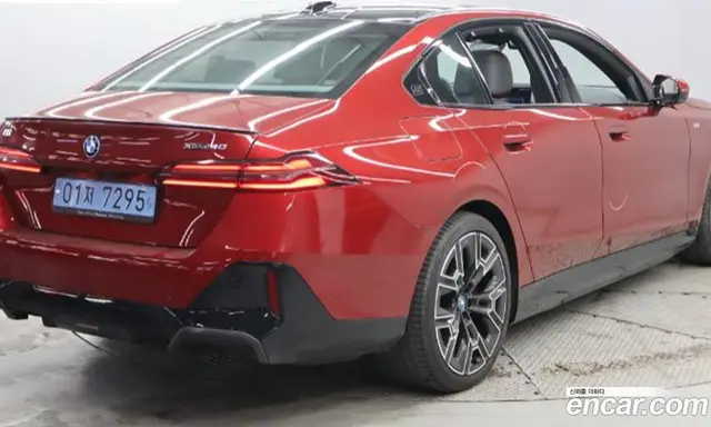 BMW i5 2024 автомат (гидро), миниатюра 3