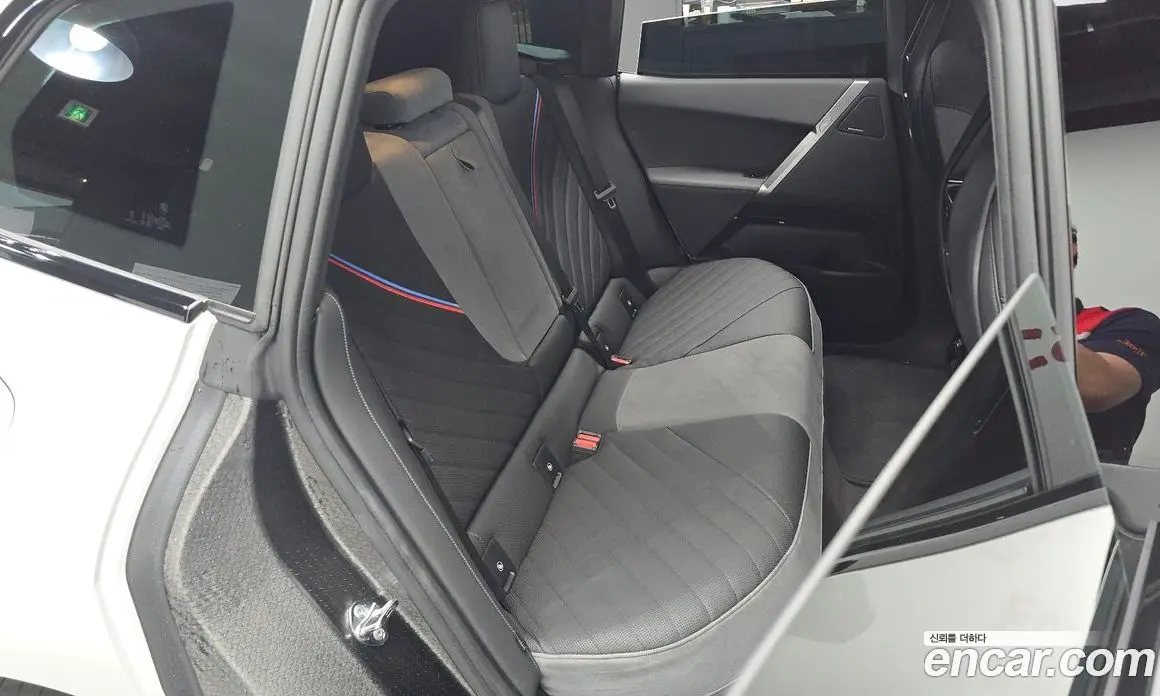 BMW iX 2025 0.3 автомат (гидро), фото 11