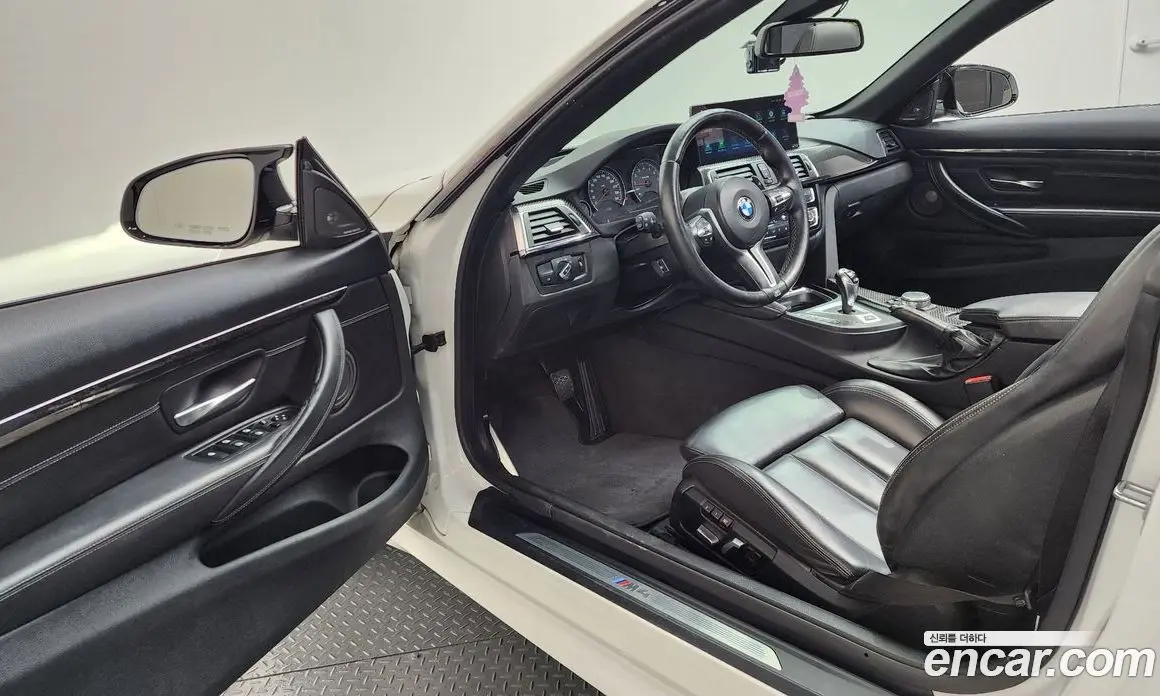 BMW M4 2016 3.0 автомат (гидро), фото 13
