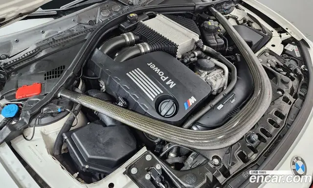BMW M4 2016 3.0 автомат (гидро), миниатюра 6