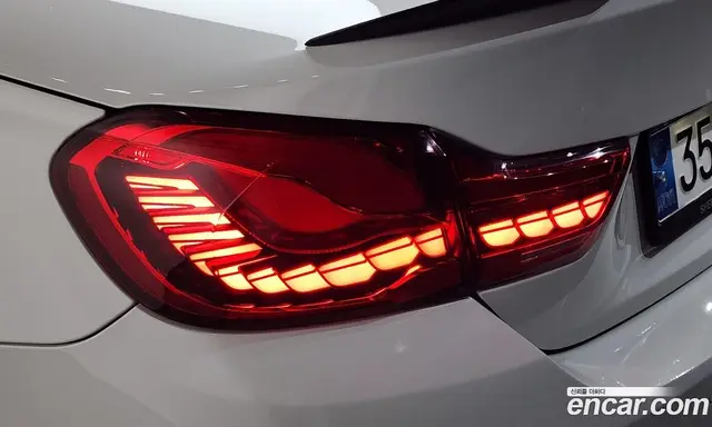 BMW M4 2016 3.0 автомат (гидро), миниатюра 9