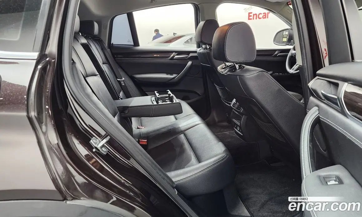BMW X4 2015 2.0 автомат (гидро), фото 12