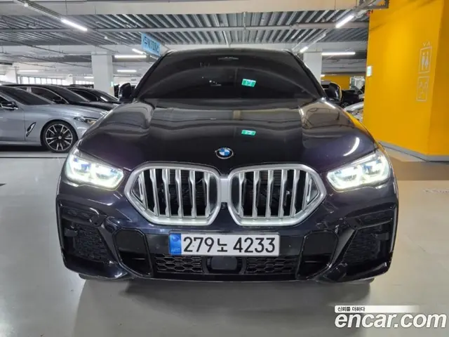 BMW X6 2022 3.0 автомат (гидро), миниатюра 3