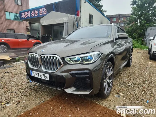 BMW X6 2022 3.0 автомат (гидро), миниатюра 2
