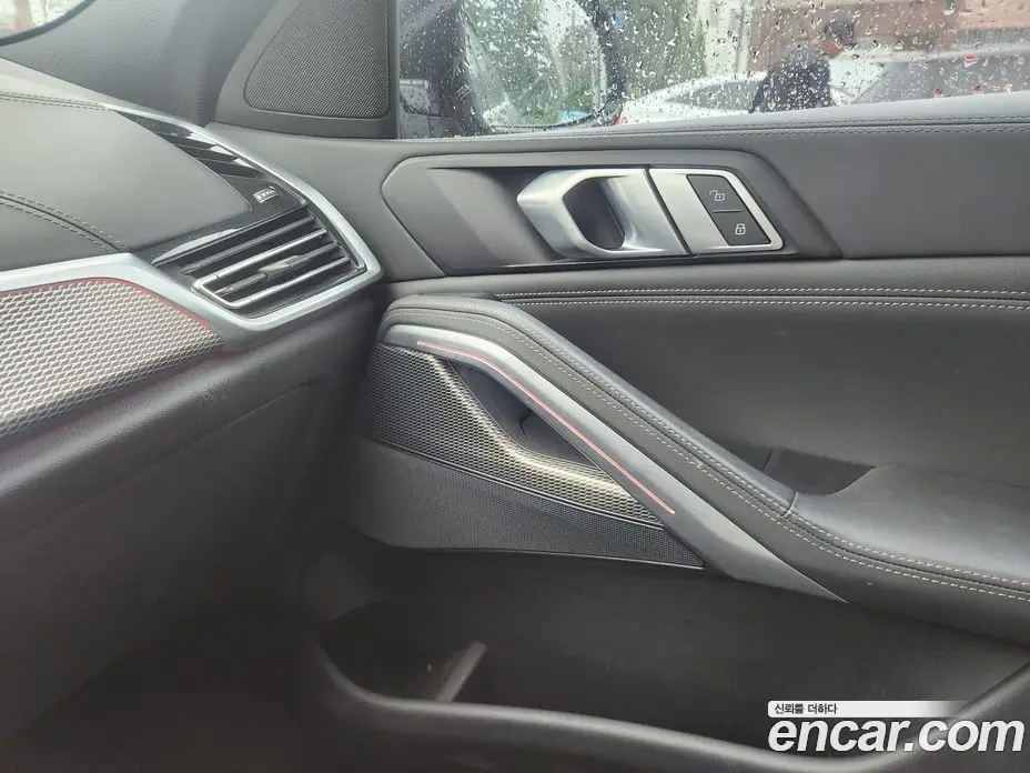 BMW X6 2022 3.0 автомат (гидро), фото 12