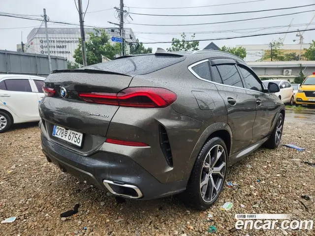 BMW X6 2022 3.0 автомат (гидро), миниатюра 4
