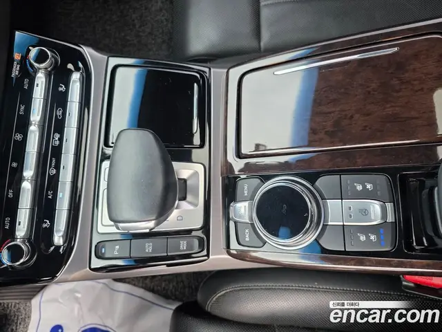 Genesis EQ900 2017 3.8 автомат (гидро), миниатюра 12