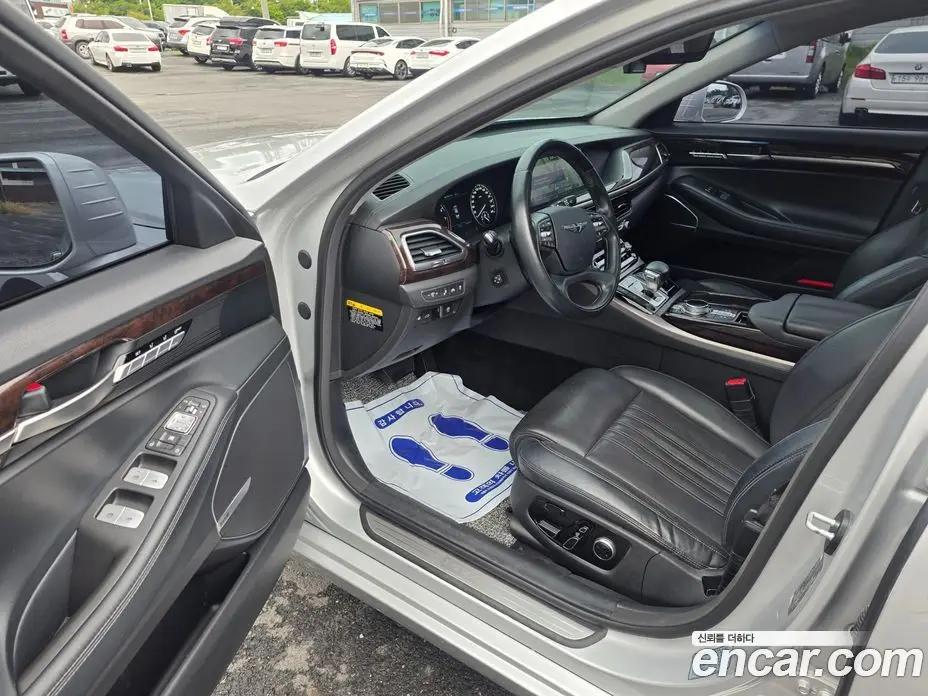 Genesis EQ900 2017 3.8 автомат (гидро), фото 9 Genesis EQ900 2017 3.8 автомат (гидро), фото 9