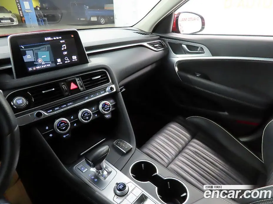 Genesis G70 2019 2.0 автомат (гидро), фото 11 Genesis G70 2019 2.0 автомат (гидро), фото 11
