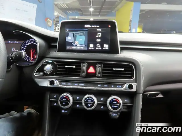 Genesis G70 2019 2.0 автомат (гидро), миниатюра 12